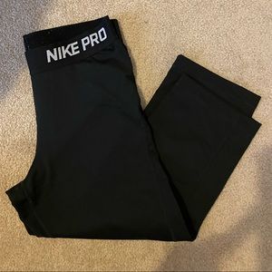 Nike Pro Cropped Leggings